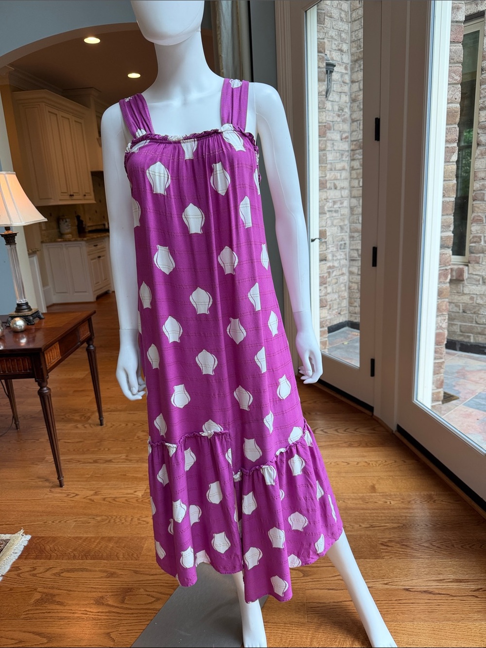 Maria Filo Sleeveless Fuchsia Maxi Dress with White Shell Pattern